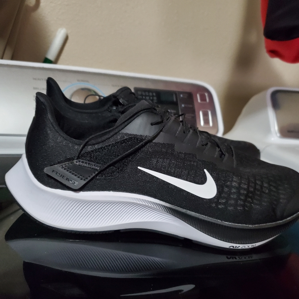 Nike Pegasus 37 Flyease